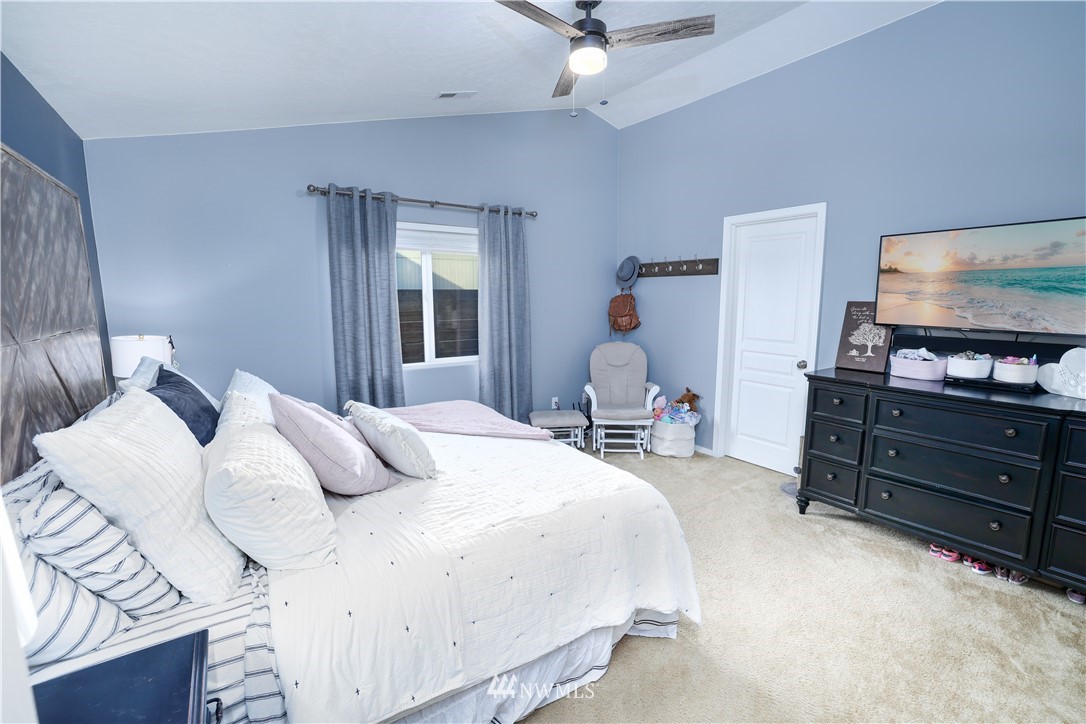 809 South Hamilton Road Moses Lake, WA 98837 - Photo 8 of 25 Gallery Image 8