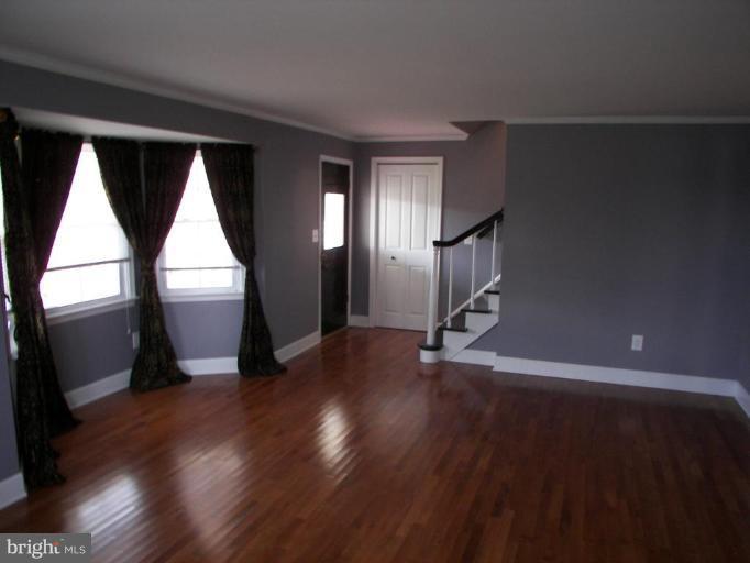 6790 Winchester Grade Road Berkeley Springs, WV 25411 - Photo 6 of 13 Hard Wood Floors - Open Staircase