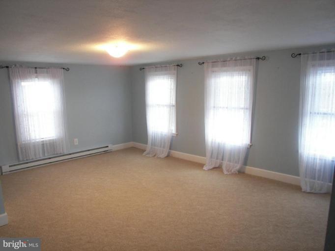 6790 Winchester Grade Road Berkeley Springs, WV 25411 - Photo 7 of 13 Large Bedrooms - Lots of Windows