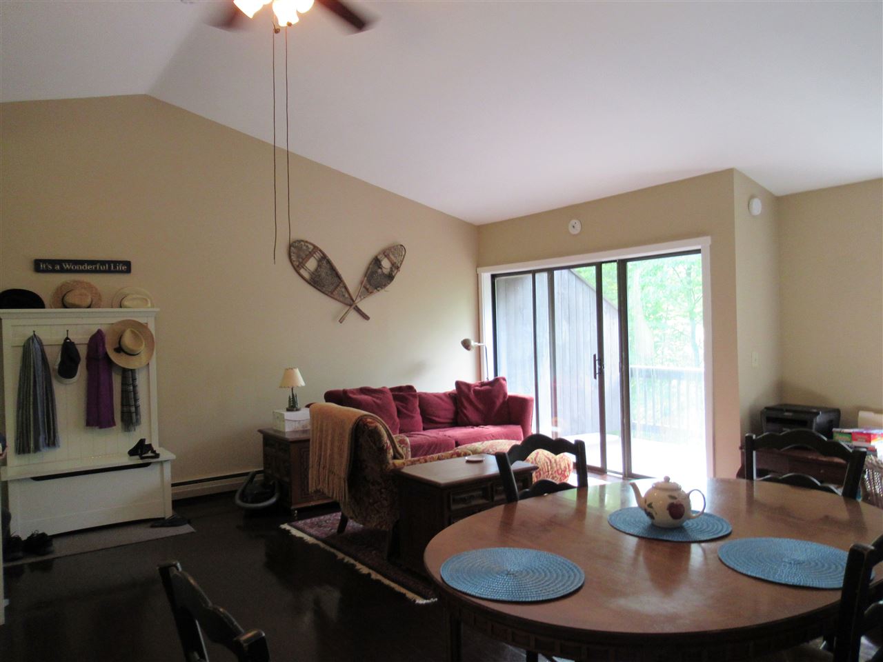 401 Old Quechee Road, Unit B Hartford, VT 05059 - Photo 4 of 9 Gallery Image 4