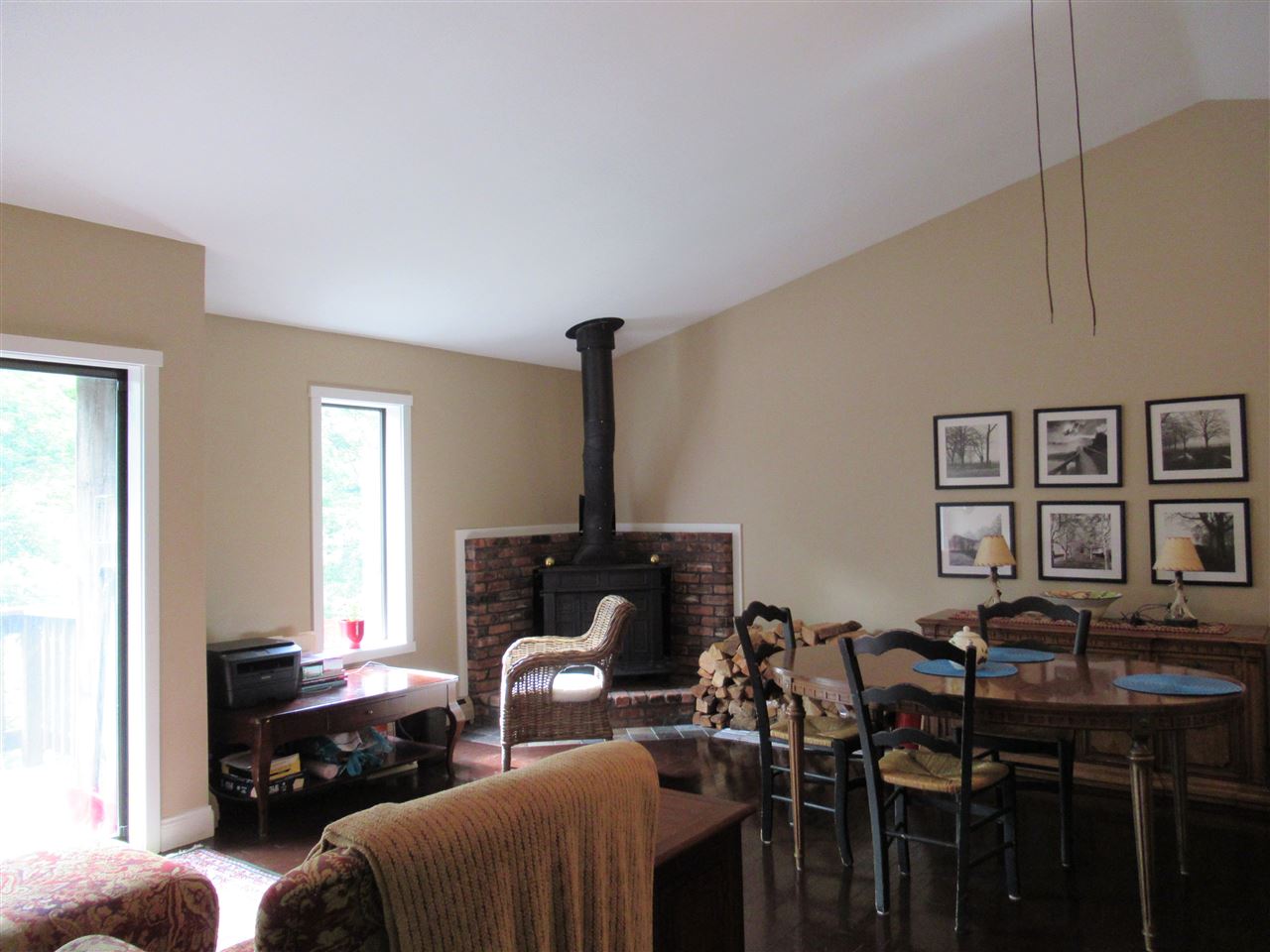 401 Old Quechee Road, Unit B Hartford, VT 05059 - Photo 5 of 9 Gallery Image 5
