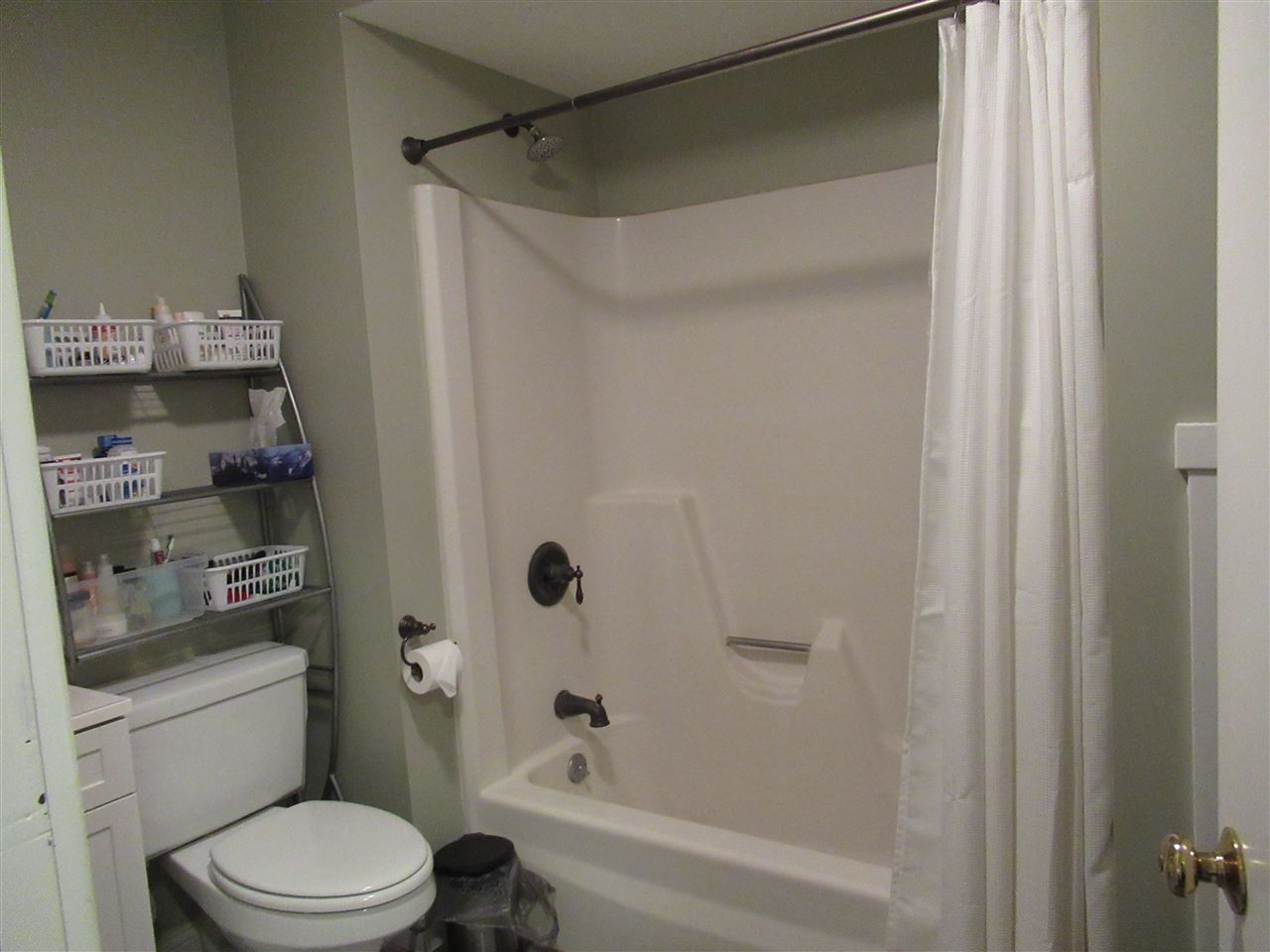 401 Old Quechee Road, Unit B Hartford, VT 05059 - Photo 9 of 9 Gallery Image 9