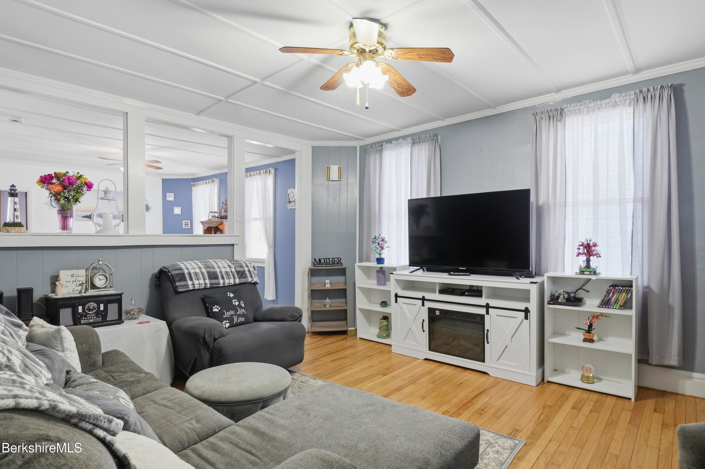 8 School Street Adams, MA 01220 - Photo 7 of 27 Livingroom