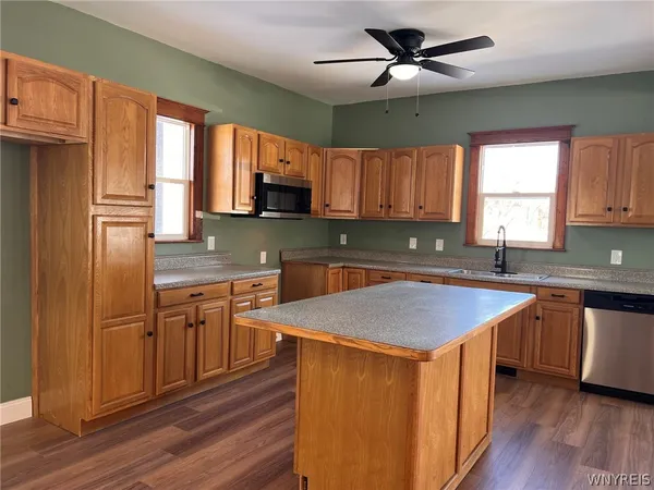 $199,900 | 8 Rix Place, Hanover, NY 14136