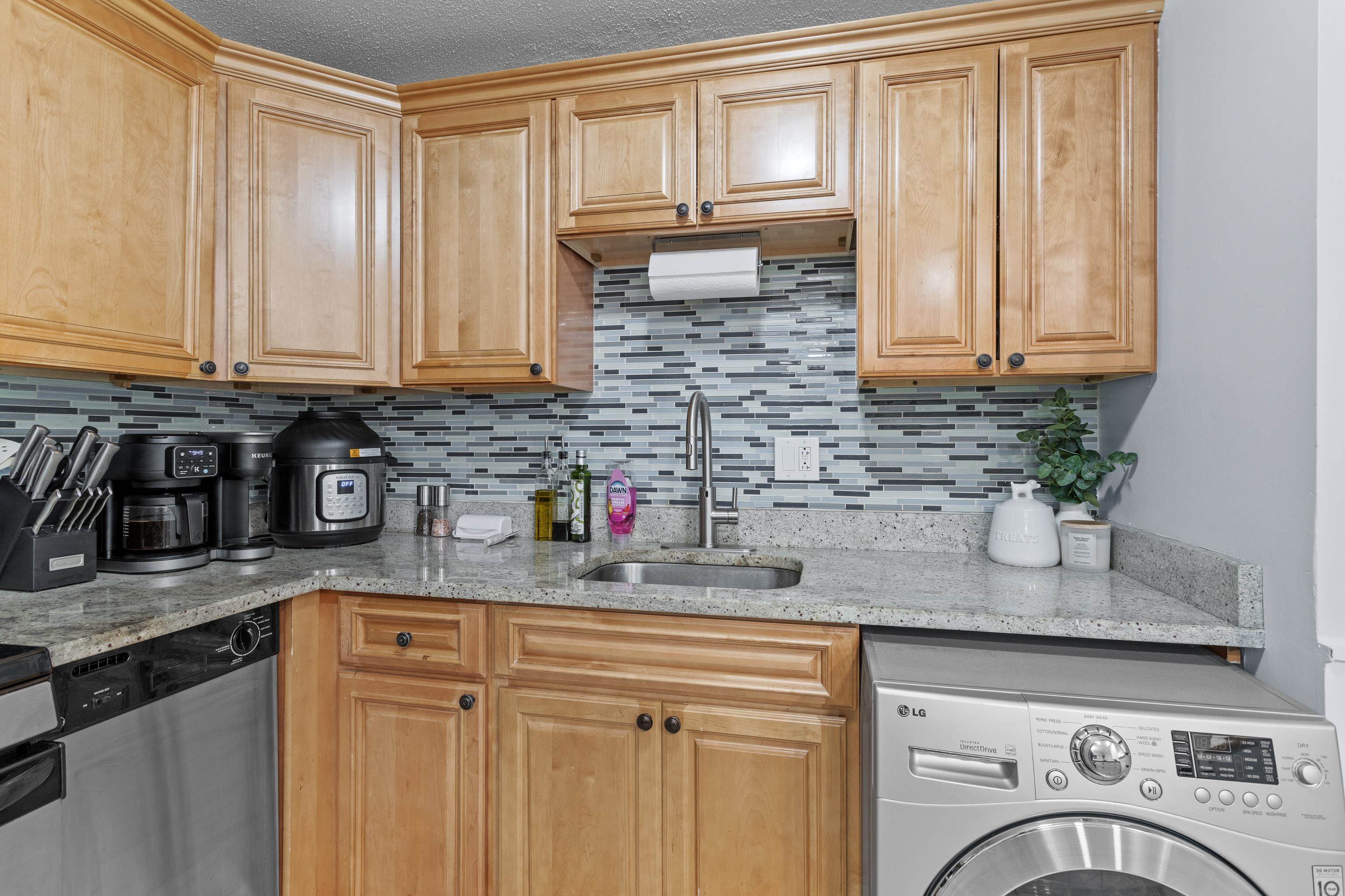 3 Brookside Drive, Unit 10 Exeter, NH 03833 - Photo 13 of 26
