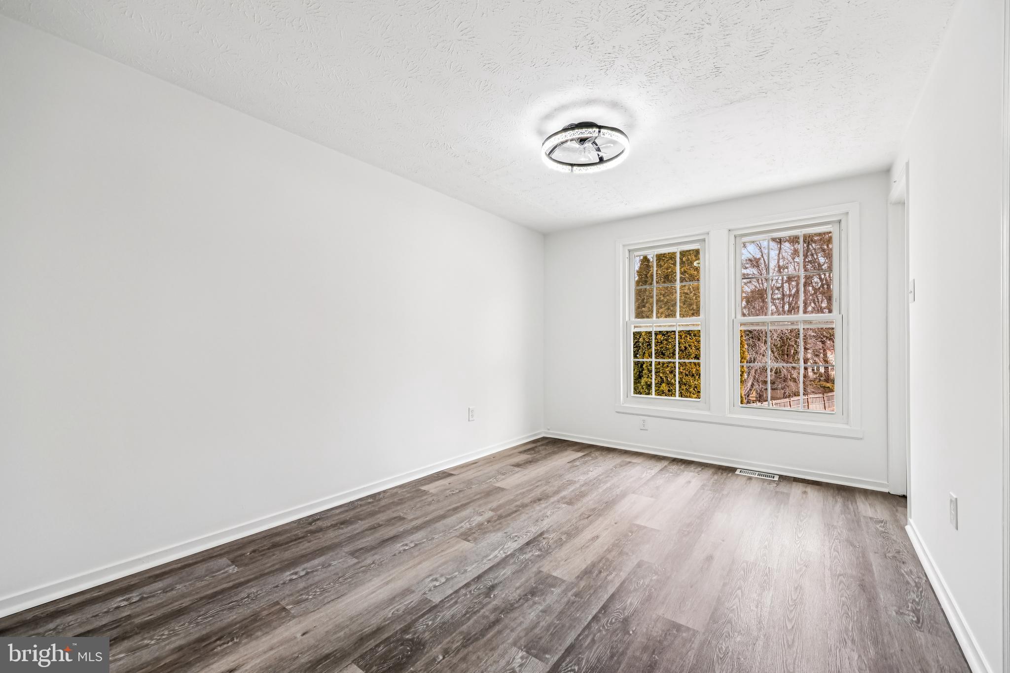 19603 Kilcreggan Way Gaithersburg, MD 20879 - Photo 13 of 34