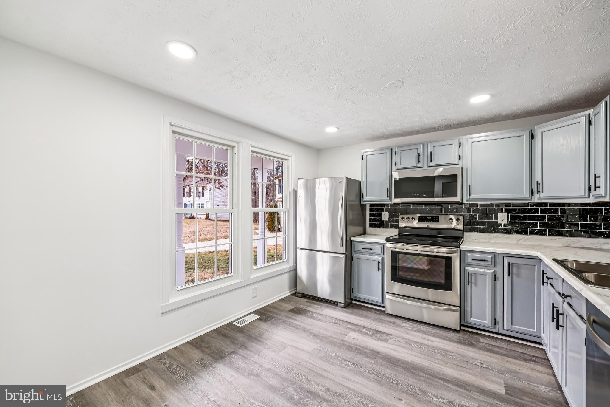 19603 Kilcreggan Way Gaithersburg, MD 20879 - Photo 6 of 34