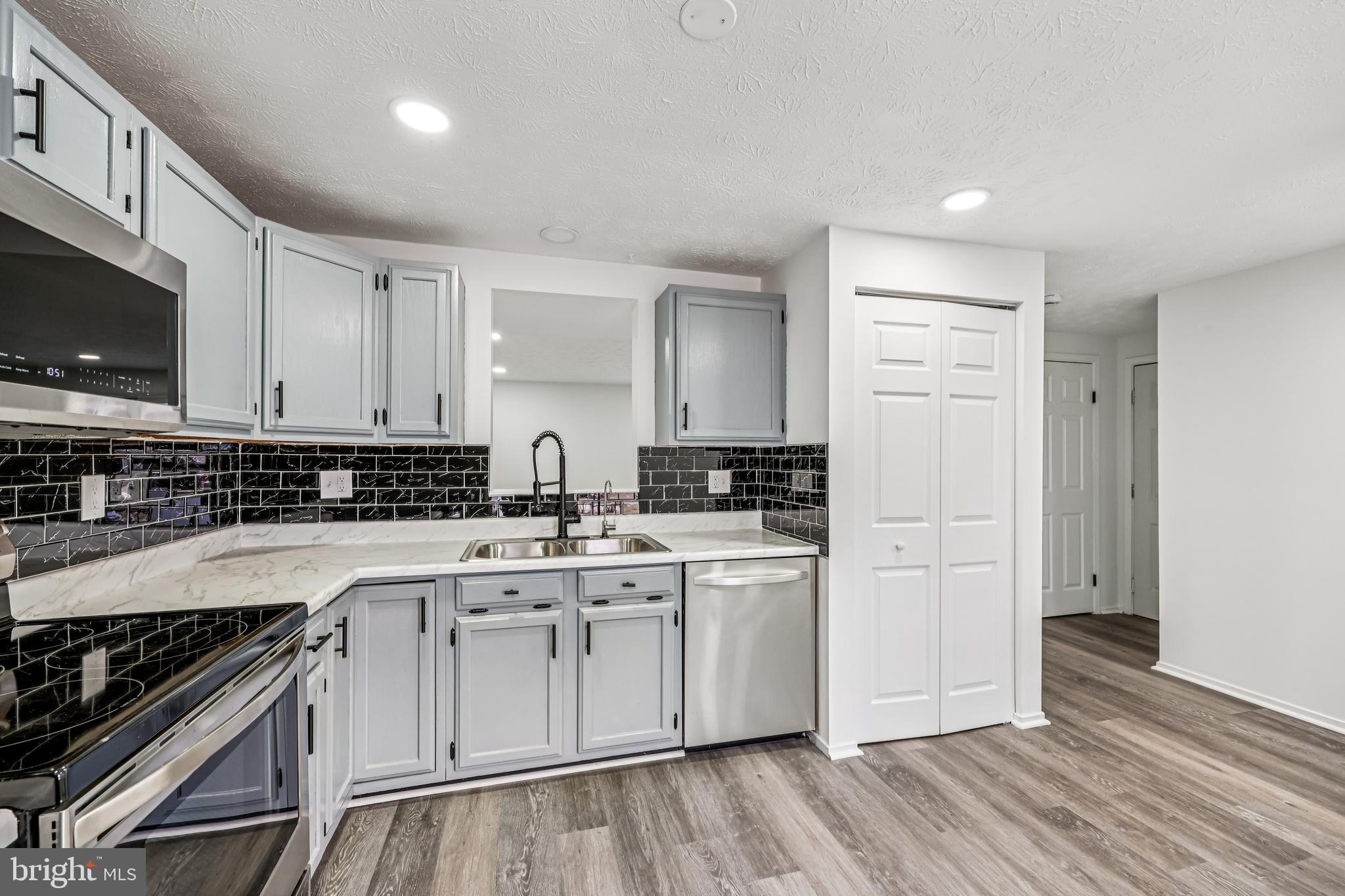 19603 Kilcreggan Way Gaithersburg, MD 20879 - Photo 7 of 34