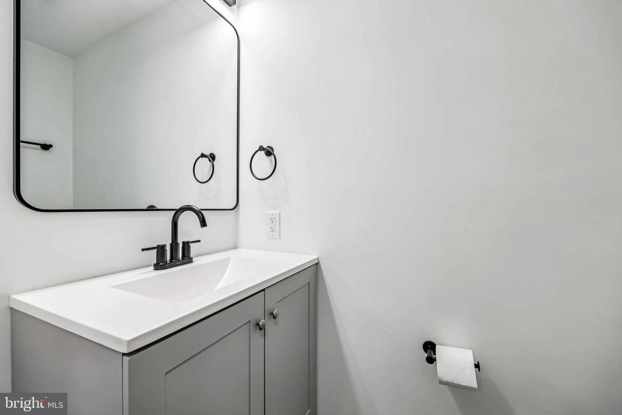 19603 Kilcreggan Way Gaithersburg, MD 20879 - Photo 9 of 34