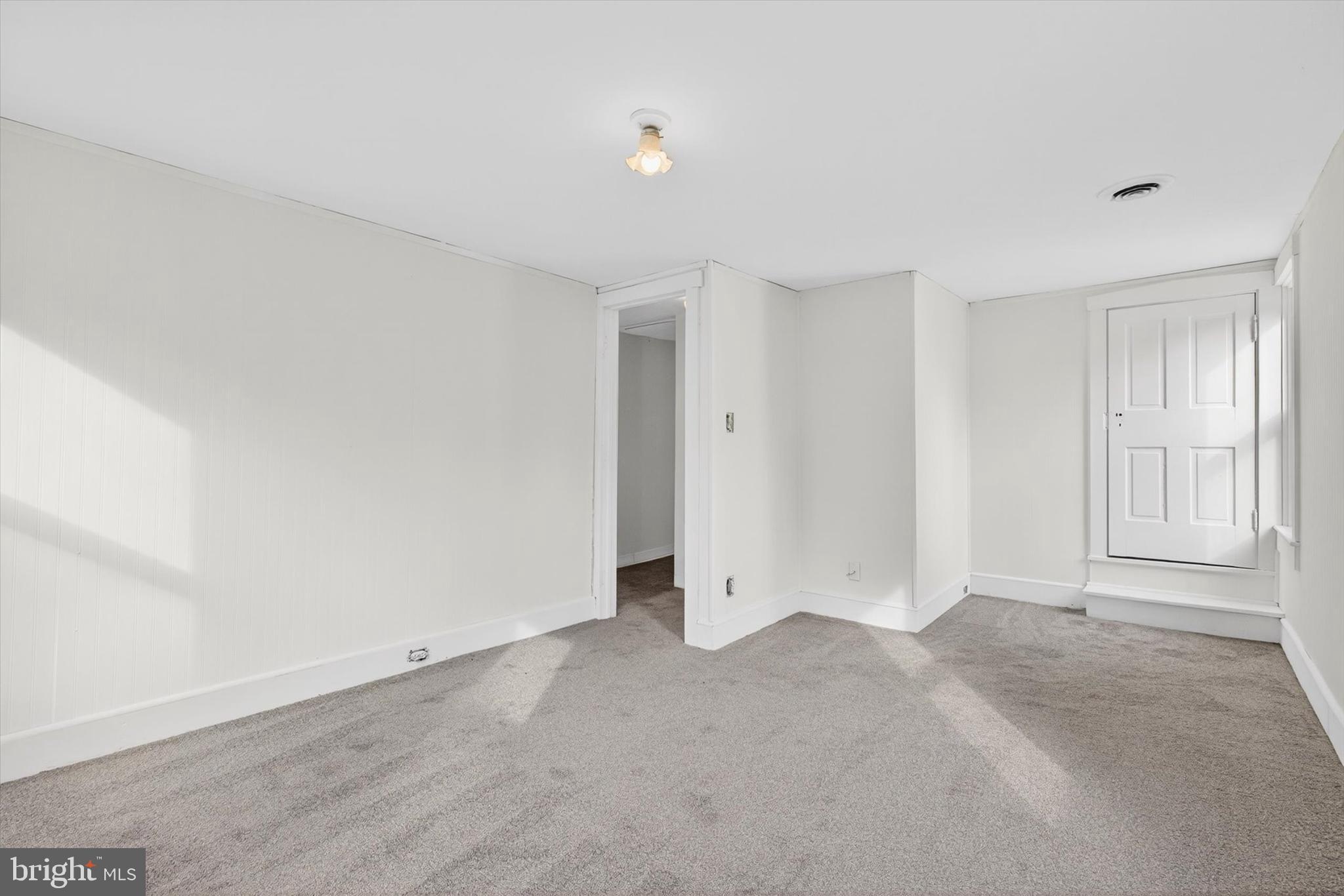 2147 Cloverleaf Road Mount Joy, PA 17552 - Photo 29 of 37 a view of an empty room