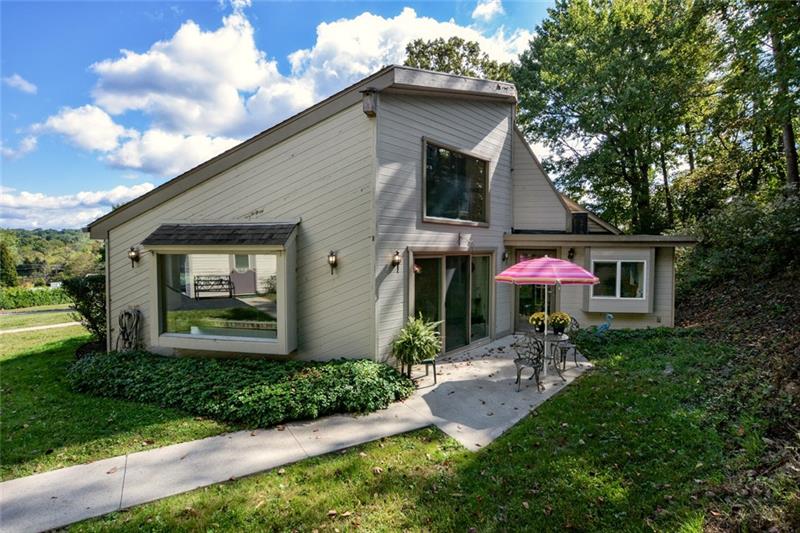 5449 Hardt Road Gibsonia, PA 15044 - Photo 3 of 24 Gallery Image 3