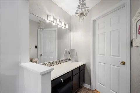 $229,900 | 185 Old Village Lane, Bethel Park, PA 15102