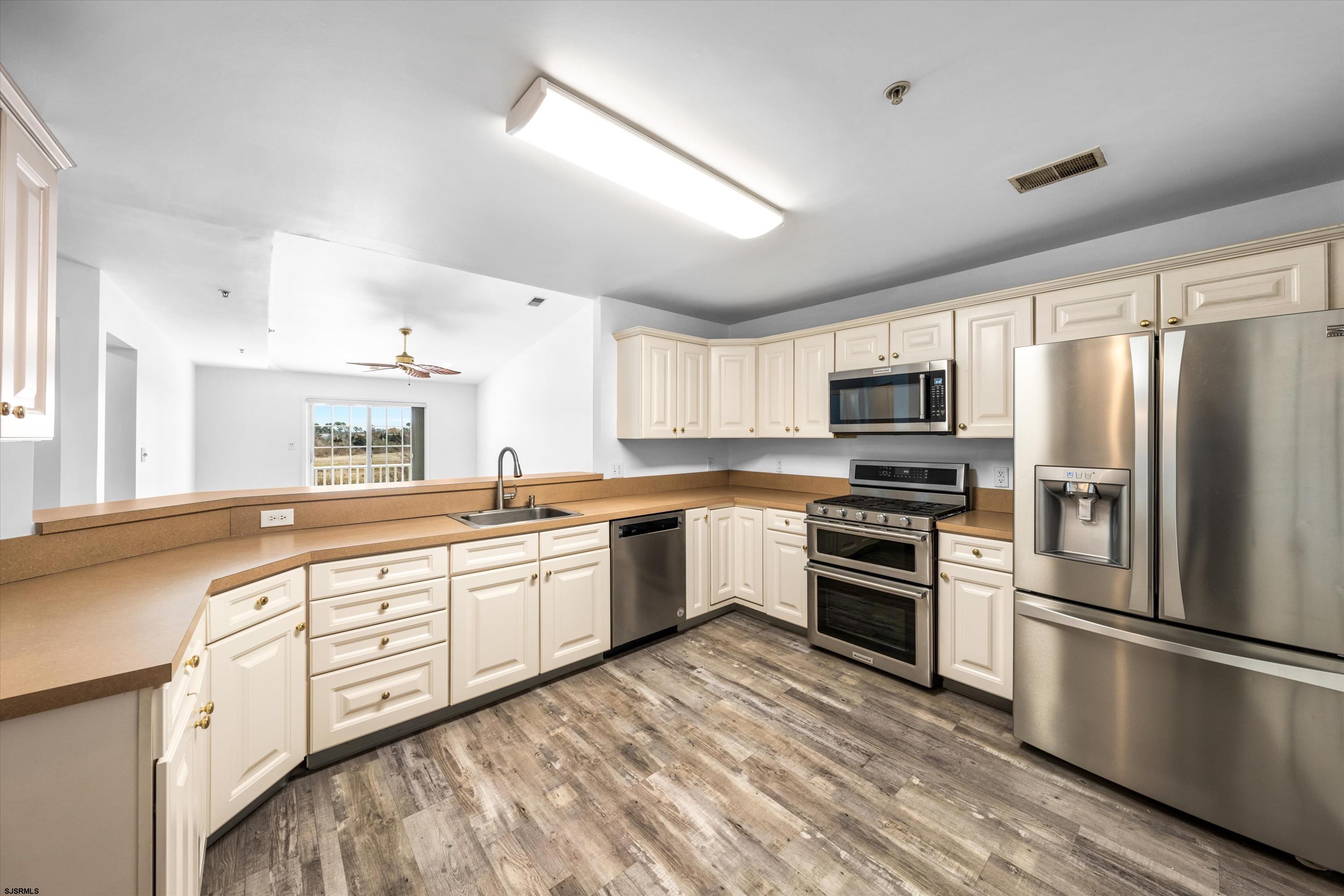 86 Windjammer Drive, Unit 86 Somers Point, NJ 08244 - Photo 17 of 85