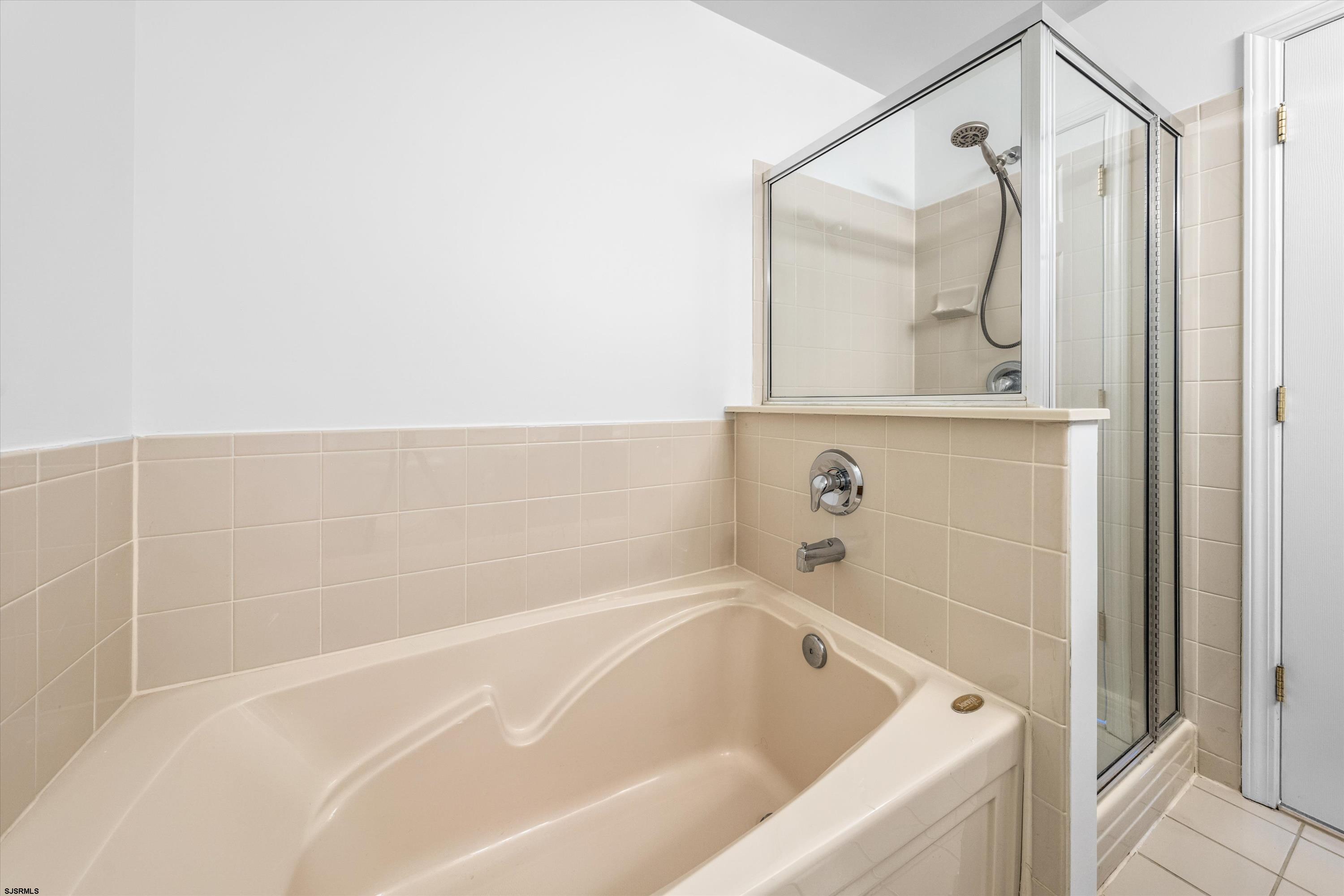 86 Windjammer Drive, Unit 86 Somers Point, NJ 08244 - Photo 36 of 85