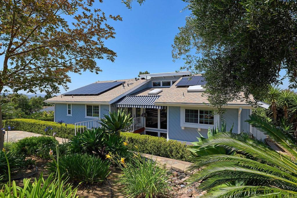 13318 Bronco Way Poway, CA 92064 - Photo 4 of 65