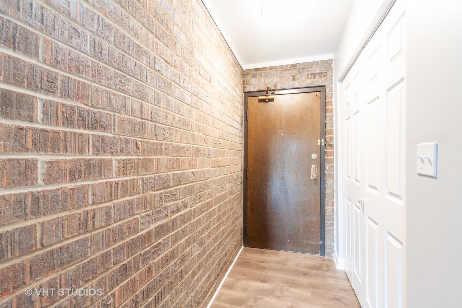 214 East Bailey Road, Unit L Naperville, IL 60565 - Photo 3 of 12 a view of a small space