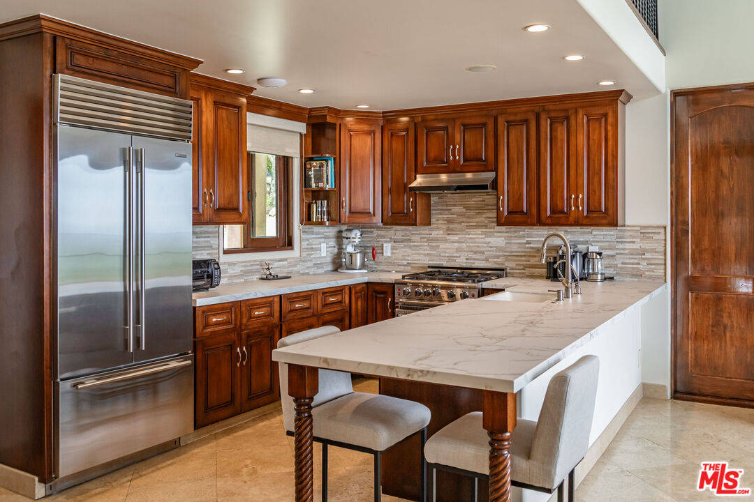 3775 Puerco Canyon Road Malibu, CA 90265 - Photo 11 of 24