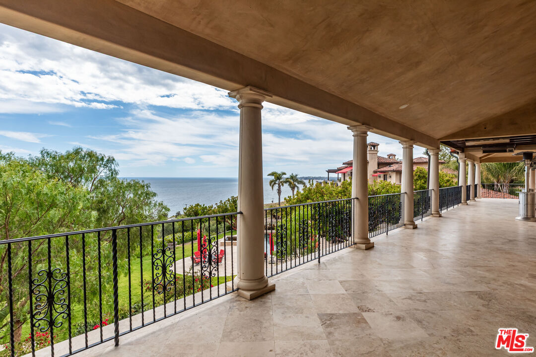 3775 Puerco Canyon Road Malibu, CA 90265 - Photo 15 of 24
