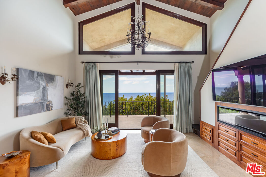 3775 Puerco Canyon Road Malibu, CA 90265 - Photo 9 of 24
