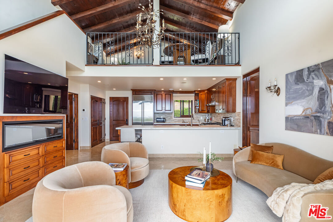 3775 Puerco Canyon Road Malibu, CA 90265 - Photo 10 of 24