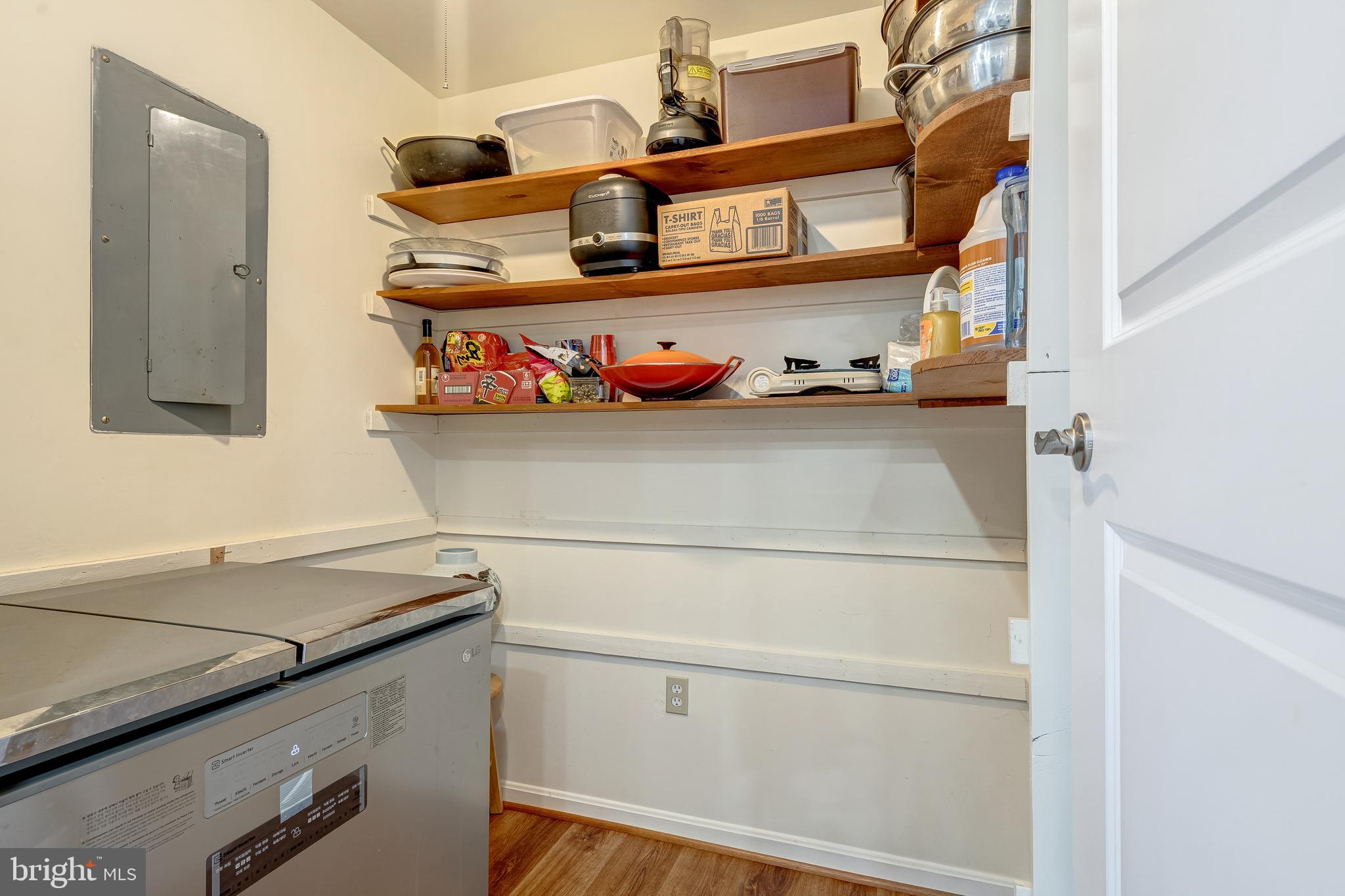 6017 Wheeler Lane Broad Run, VA 20137 - Photo 15 of 45 a utility room with dryer and washer
