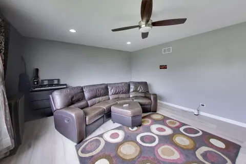 $599,900 | 3091 Longcommon Parkway, Elgin, IL 60124