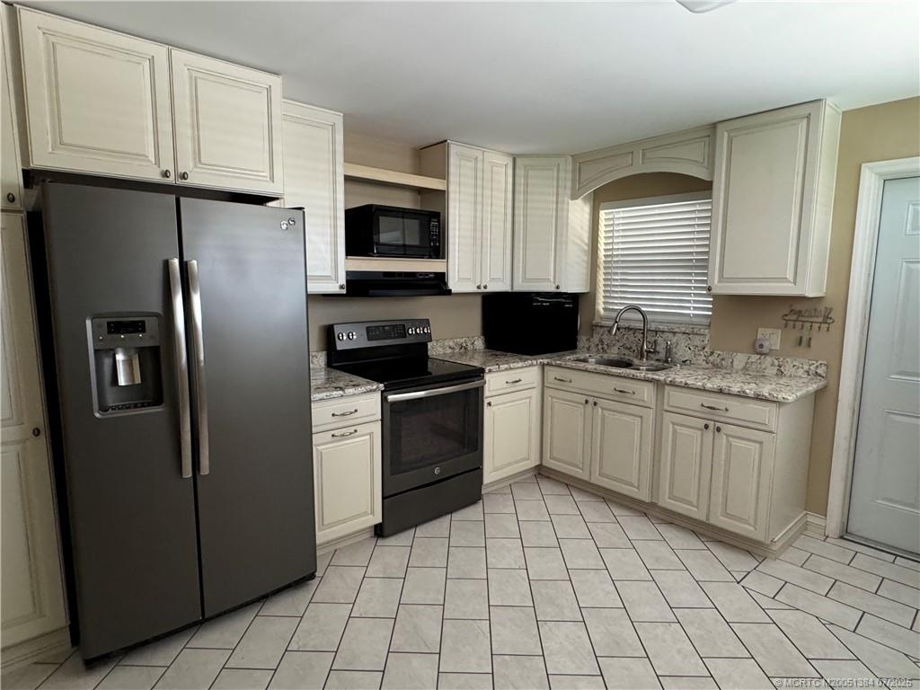 1005 Northwest 5th Street Okeechobee, FL 34972 - Photo 4 of 21