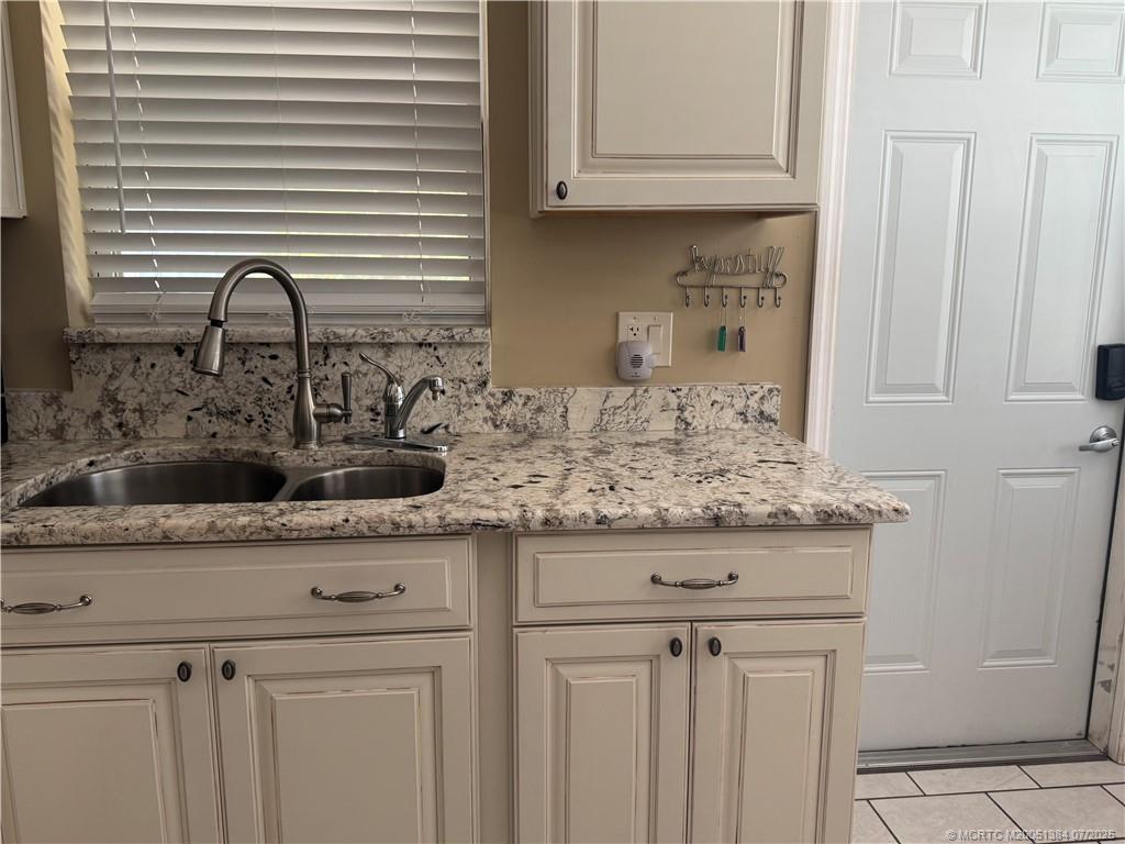 1005 Northwest 5th Street Okeechobee, FL 34972 - Photo 5 of 21