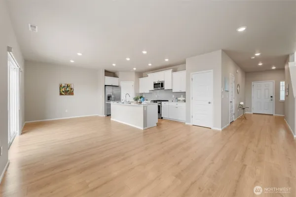 $649,999 | 4207 Nettle Drive Southeast, Unit 79, Port Orchard, WA 98366
