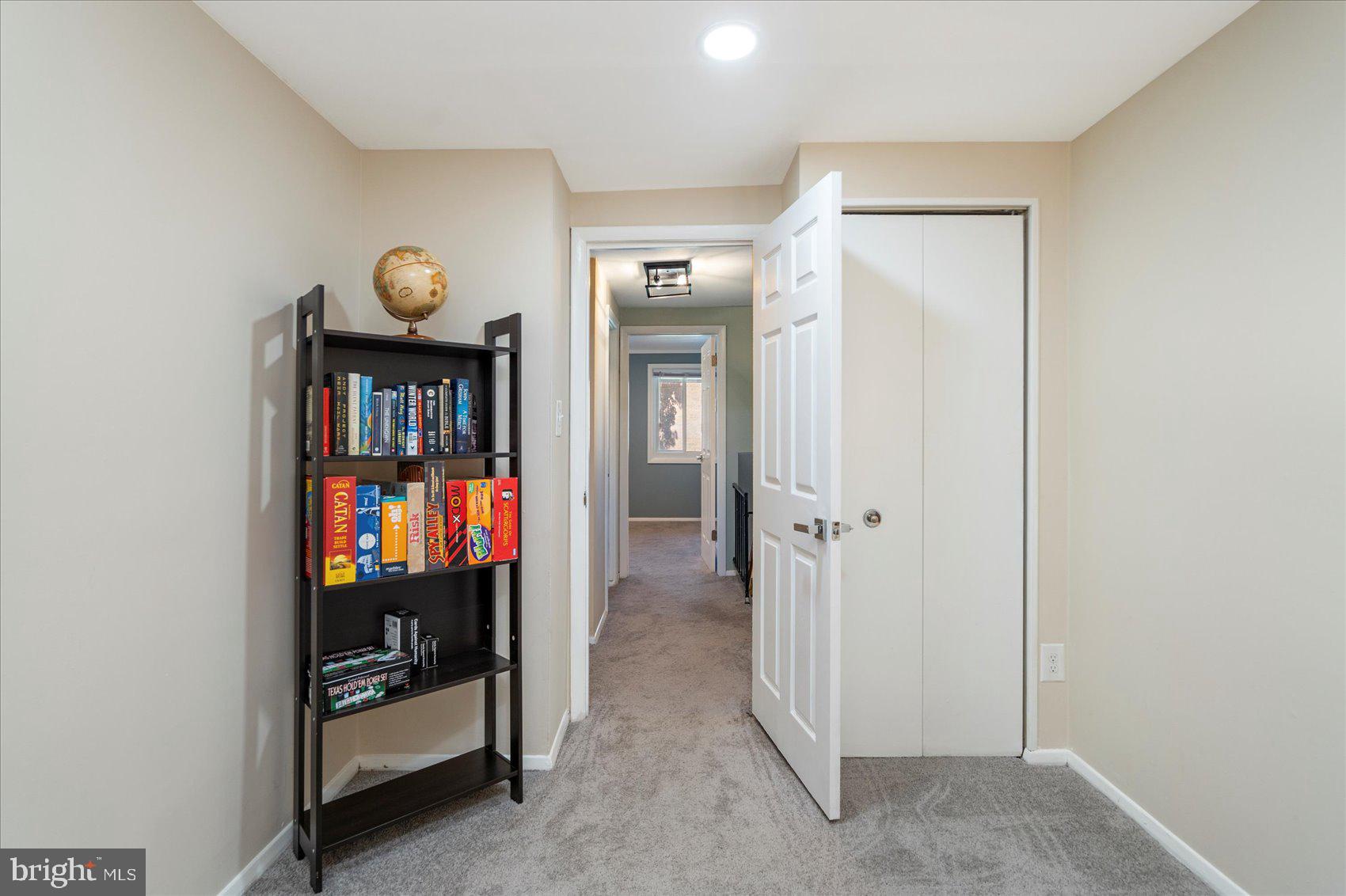 8913 Footed Ridge Columbia, MD 21045 - Photo 27 of 46 Gallery Image 27