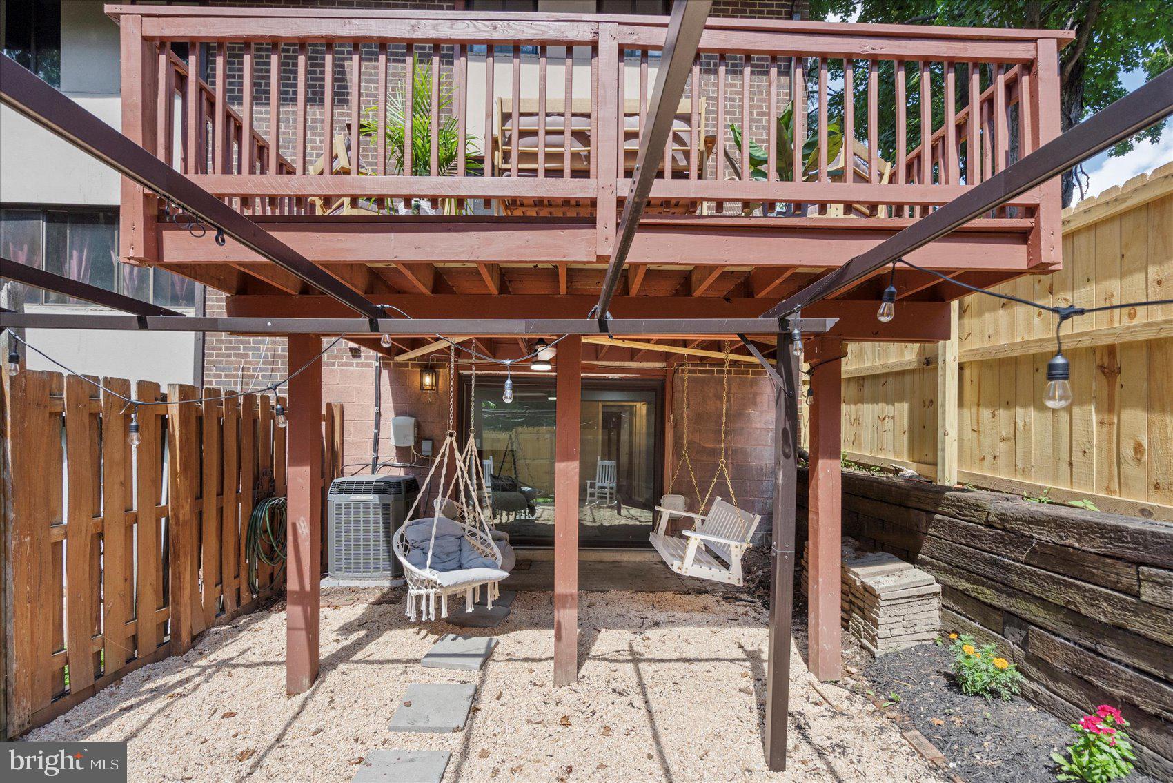 8913 Footed Ridge Columbia, MD 21045 - Photo 42 of 46 Gallery Image 42