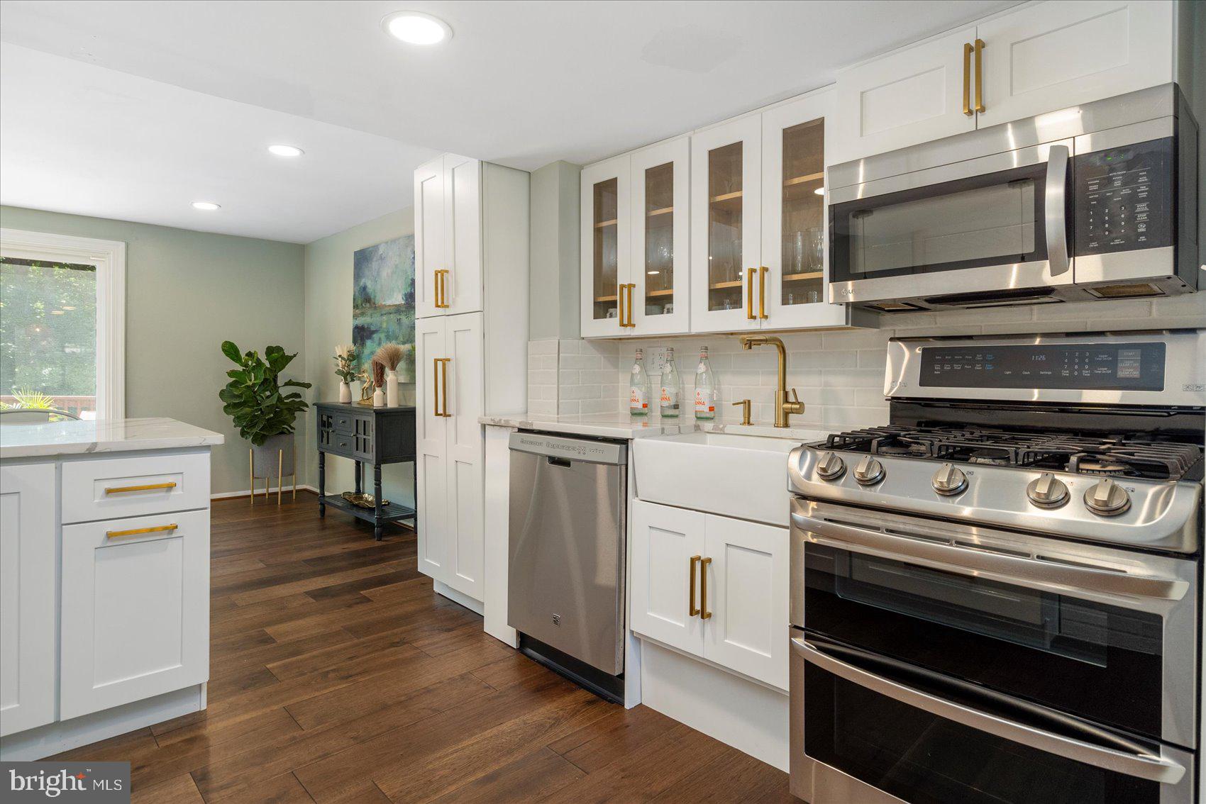 8913 Footed Ridge Columbia, MD 21045 - Photo 10 of 46 Gallery Image 10
