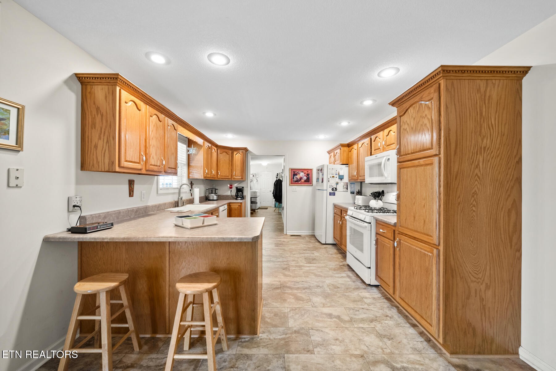 426 Sunset Ridge Drive Crossville, TN 38571 - Photo 12 of 40 Gallery Image 12