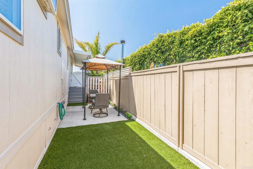 699 North Vulcan Avenue, Unit 17 Encinitas, CA 92024 - Photo 2 of 17