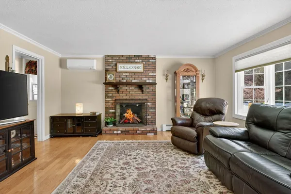 $639,999 | 4 Tully Street, Windham, NH 03087