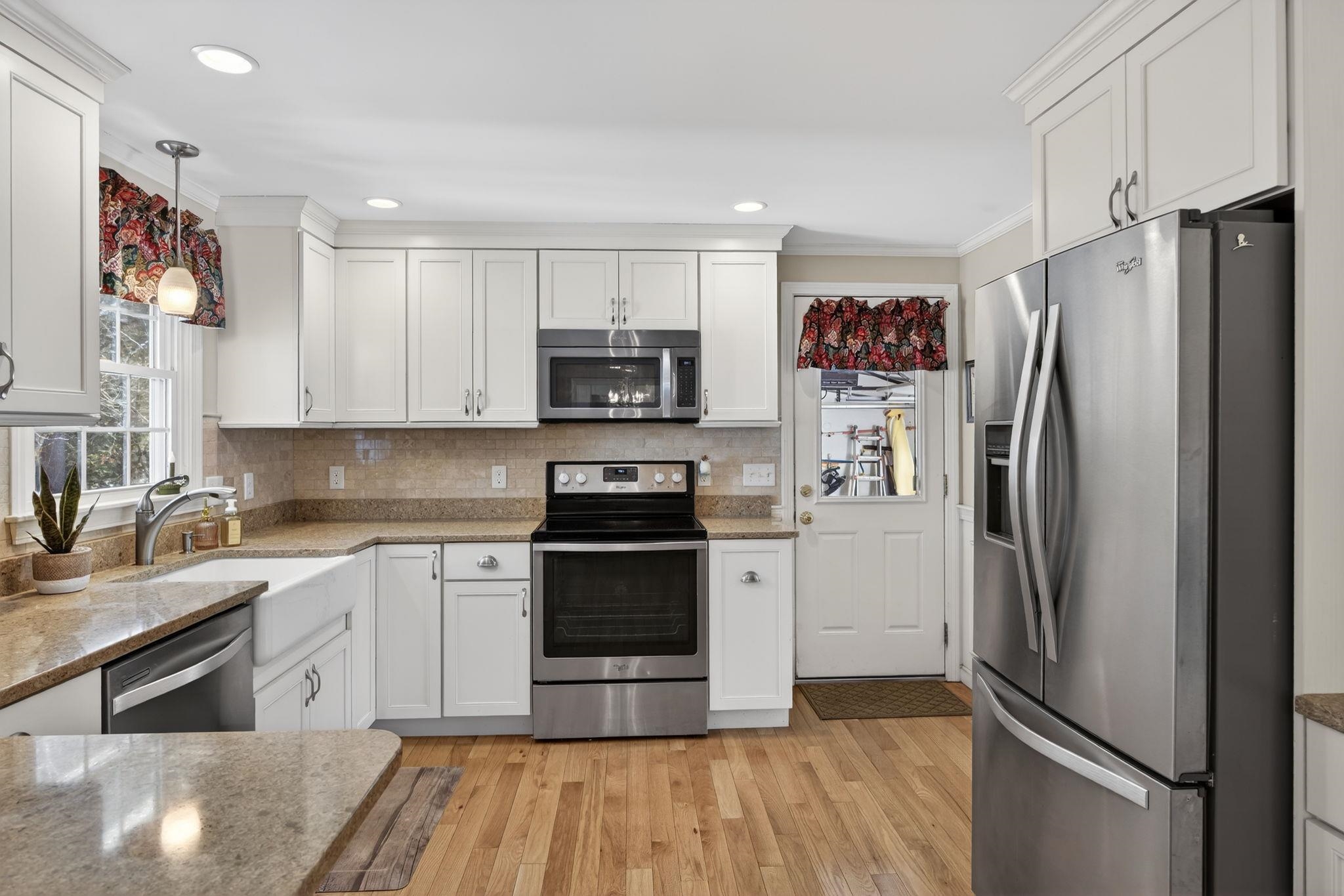 4 Tully Street Windham, NH 03087 - Photo 4 of 41