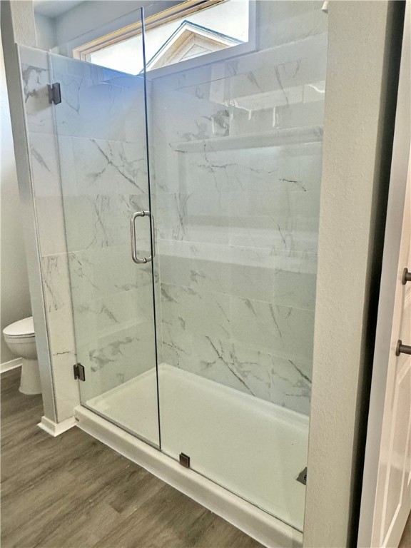 1805 3rd Street Corpus Christi, TX 78404 - Photo 21 of 26 a bathroom with a shower