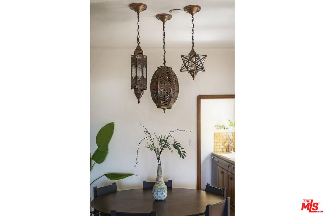 6105 Mt Angelus Drive Los Angeles, CA 90042 - Photo 23 of 64