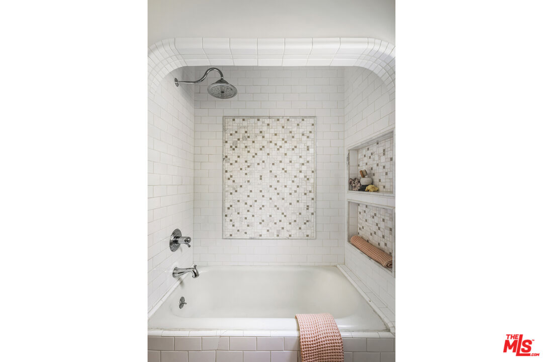 6105 Mt Angelus Drive Los Angeles, CA 90042 - Photo 41 of 64