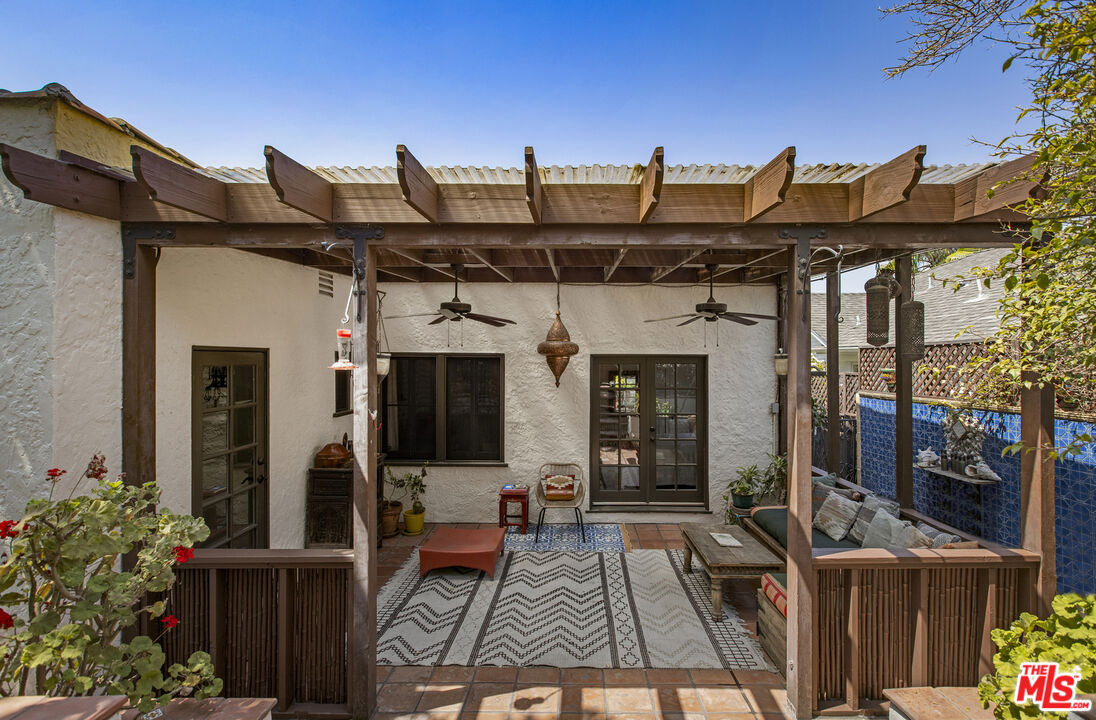 6105 Mt Angelus Drive Los Angeles, CA 90042 - Photo 45 of 64