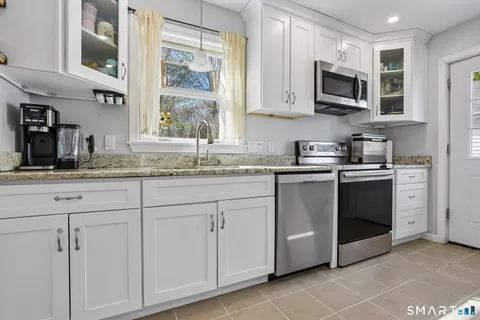 $545,000 | 67 Deerfield Ridge Drive, Groton, CT 06355