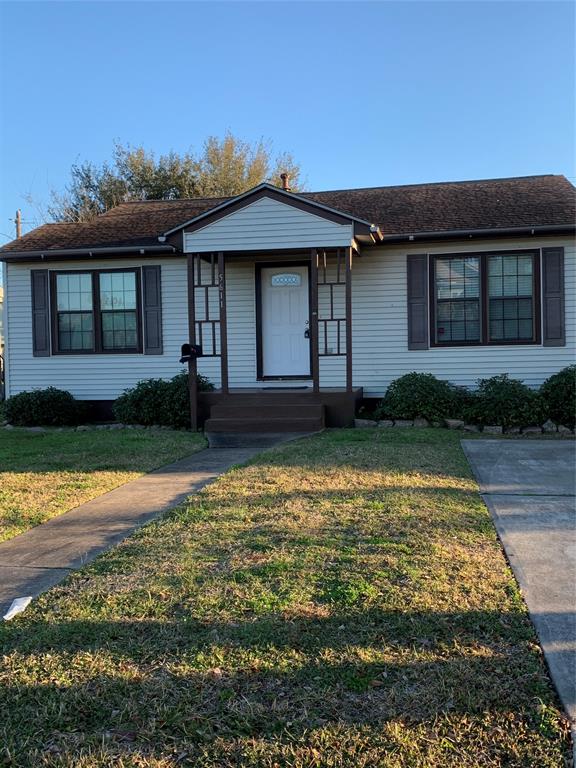 Completely Redone after Hurricane Ike in 2008, 5611 Stewart is a Lovely Home not far from the Seawall!  Excellent Credit and Rental History are Required as well as $4500/Monthly Gross Income!