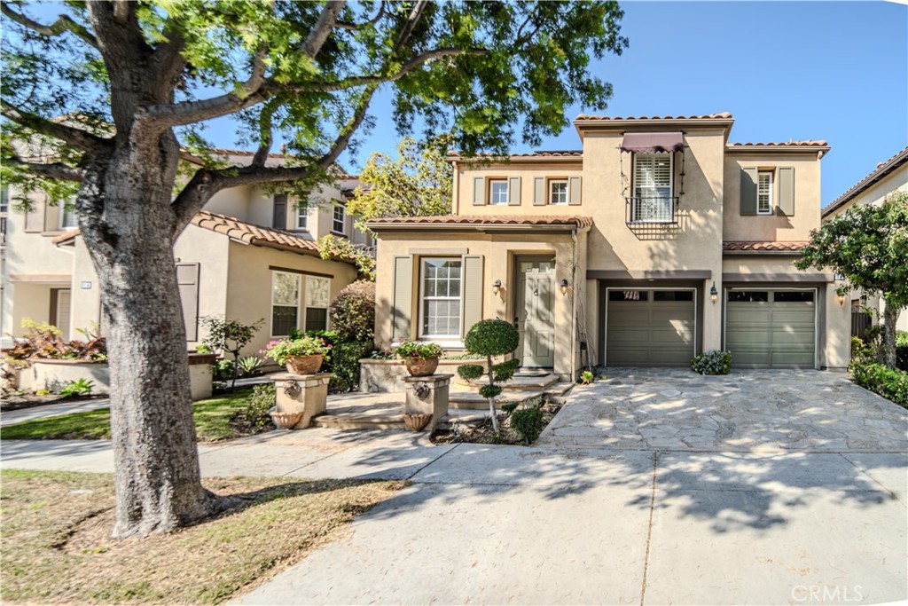 17 Bell Irvine, CA 92620 - Photo 19 of 24 a view of a house with backyard and sitting area