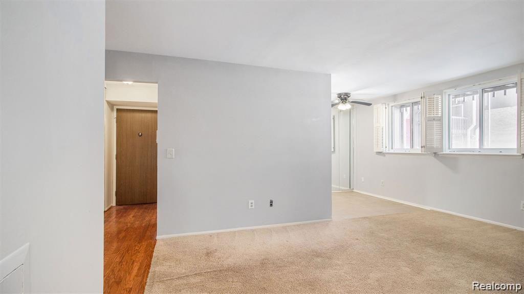 29850 West Twelve Mile Road Farmington, MI 48334 - Photo 5 of 19
