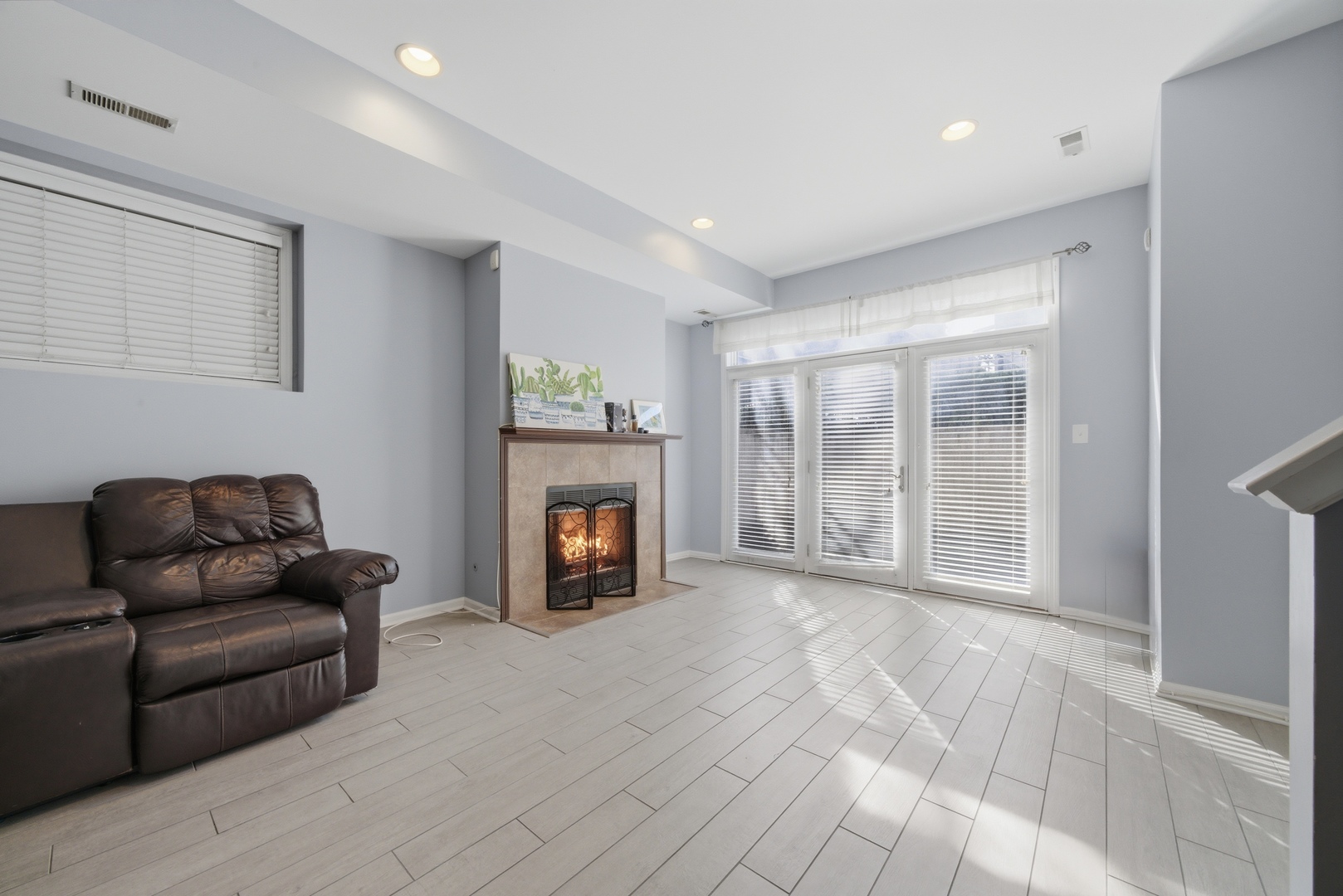 3149 North Racine Avenue, Unit 1 Chicago, IL 60657 - Photo 5 of 19