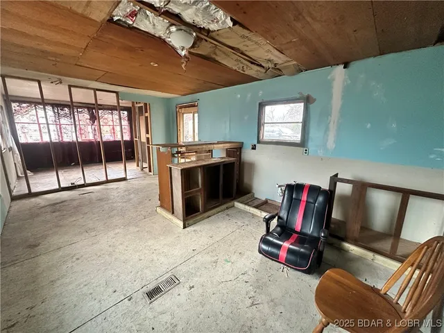 $44,900 | 30008 Skyview, Edwards, MO 65326