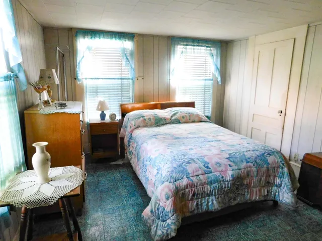 $119,900 | 73 Spring Street, Dexter, ME 04930