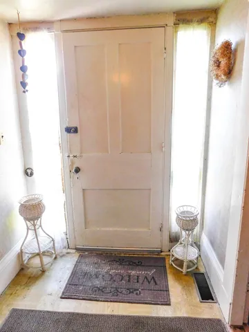 $119,900 | 73 Spring Street, Dexter, ME 04930