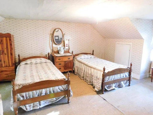 $119,900 | 73 Spring Street, Dexter, ME 04930