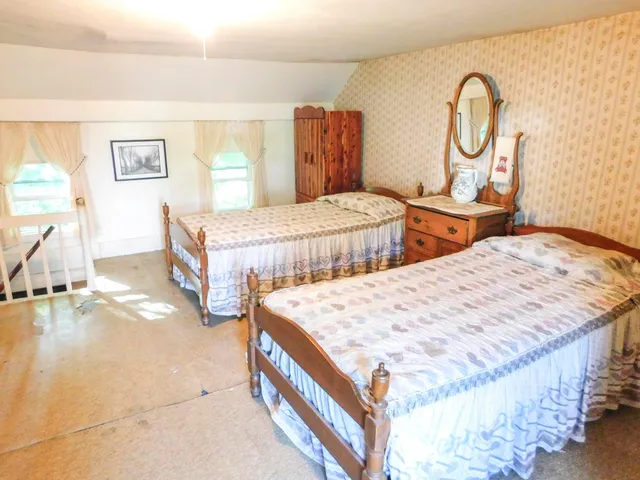 $119,900 | 73 Spring Street, Dexter, ME 04930